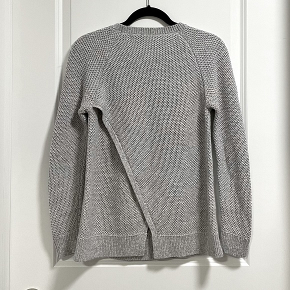 LOFT grey sweater. Size petite small. - Picture 2 of 6